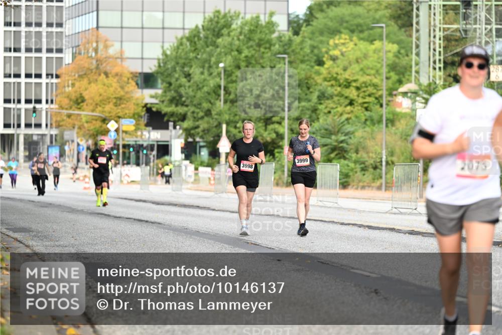 06.09.2026 - CURREX Alsterlauf Dr. Thomas Lammeyer http://msf.ph/oto/10146137 06.09.2026 10:20:40 Laufen 98, 2075 meine-sportfotos.de