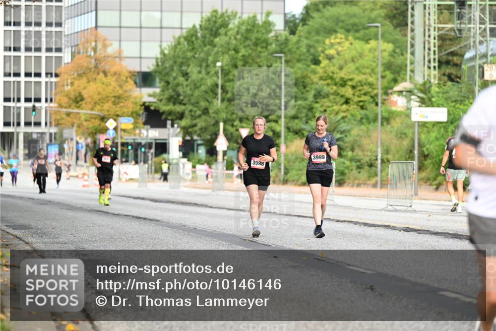 06.09.2026 - CURREX Alsterlauf Dr. Thomas Lammeyer http://msf.ph/oto/10146146 06.09.2026 10:20:41 Laufen 3999 meine-sportfotos.de