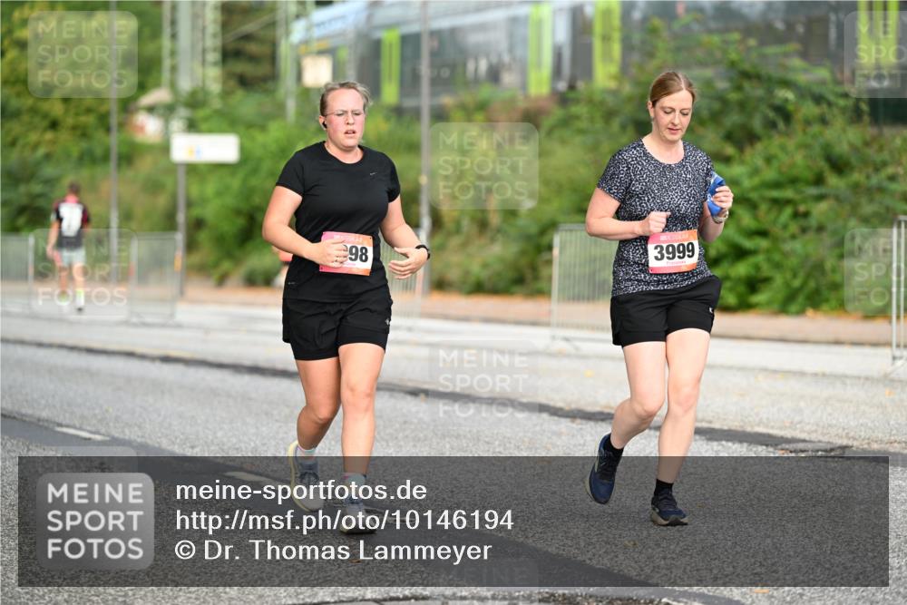 06.09.2026 - CURREX Alsterlauf Dr. Thomas Lammeyer http://msf.ph/oto/10146194 06.09.2026 10:20:48 Laufen 98, 3999 meine-sportfotos.de
