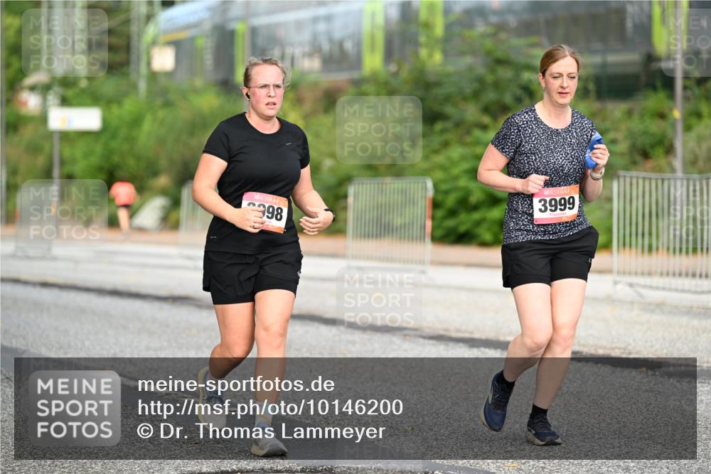 06.09.2026 - CURREX Alsterlauf Dr. Thomas Lammeyer http://msf.ph/oto/10146200 06.09.2026 10:20:49 Laufen 998, 3999 meine-sportfotos.de