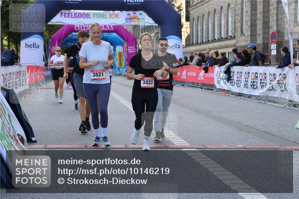 06.09.2026 - CURREX Alsterlauf Strokosch-Dieckow http://msf.ph/oto/10146219 06.09.2026 11:52:50 Ziel 1061, 1077, 1082, 1340, 3821, 3822, 8016, 8137 meine-sportfotos.de