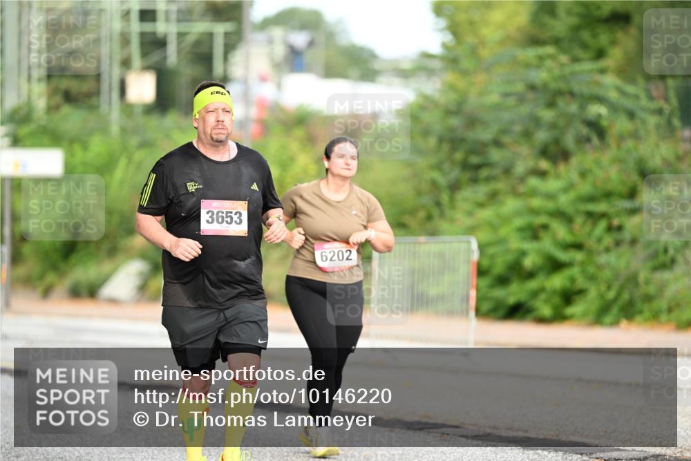 06.09.2026 - CURREX Alsterlauf Dr. Thomas Lammeyer http://msf.ph/oto/10146220 06.09.2026 10:21:01 Laufen 3653, 6202 meine-sportfotos.de