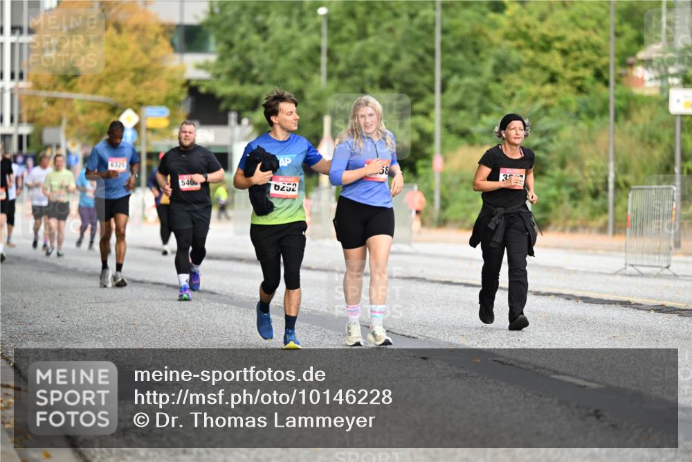 06.09.2026 - CURREX Alsterlauf Dr. Thomas Lammeyer http://msf.ph/oto/10146228 06.09.2026 10:21:02 Laufen 89, 7, 79, 540, 5269 meine-sportfotos.de