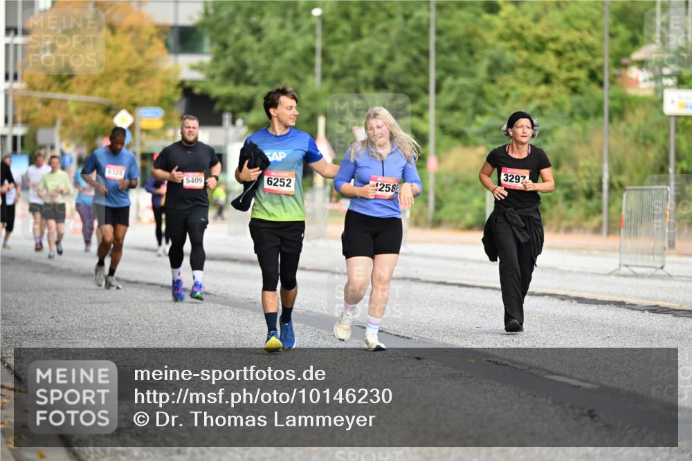 06.09.2026 - CURREX Alsterlauf Dr. Thomas Lammeyer http://msf.ph/oto/10146230 06.09.2026 10:21:03 Laufen 6325, 6252, 258, 5409, 3297 meine-sportfotos.de
