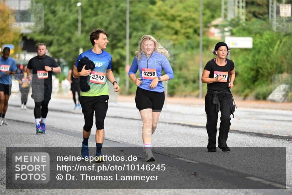06.09.2026 - CURREX Alsterlauf Dr. Thomas Lammeyer http://msf.ph/oto/10146245 06.09.2026 10:21:04 Laufen 6336, 5409, 252, 4258, 327 meine-sportfotos.de