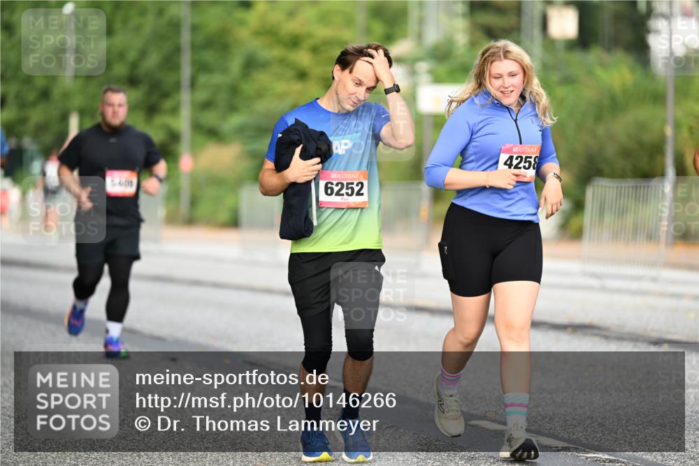 06.09.2026 - CURREX Alsterlauf Dr. Thomas Lammeyer http://msf.ph/oto/10146266 06.09.2026 10:21:07 Laufen 6252, 4258 meine-sportfotos.de