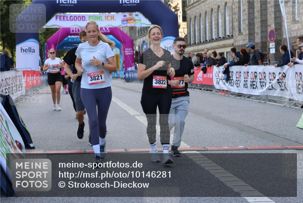 06.09.2026 - CURREX Alsterlauf Strokosch-Dieckow http://msf.ph/oto/10146281 06.09.2026 11:52:50 Ziel 1061, 1077, 1082, 1340, 3821, 3822, 8016, 8137 meine-sportfotos.de