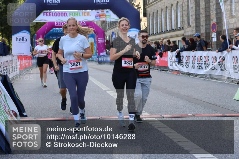 06.09.2026 - CURREX Alsterlauf Strokosch-Dieckow http://msf.ph/oto/10146288 06.09.2026 11:52:50 Ziel 1061, 1077, 1082, 1340, 3821, 3822, 8016, 8137 meine-sportfotos.de