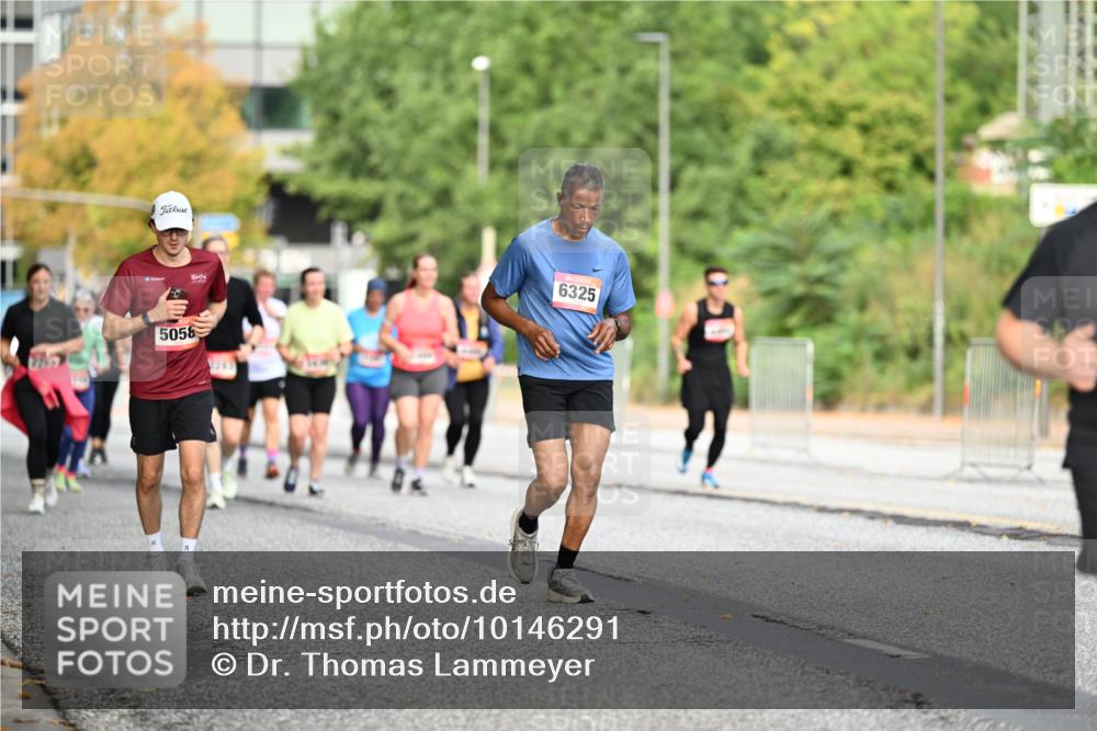 06.09.2026 - CURREX Alsterlauf Dr. Thomas Lammeyer http://msf.ph/oto/10146291 06.09.2026 10:21:11 Laufen 6325, 5058 meine-sportfotos.de