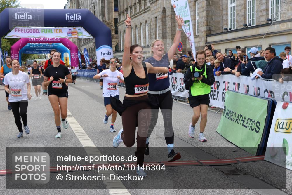 06.09.2026 - CURREX Alsterlauf Strokosch-Dieckow http://msf.ph/oto/10146304 06.09.2026 10:21:54 Ziel 2667, 2668, 2669, 3106, 3538, 3904, 3910, 4025, 4869, 4880, 5508, 8232 meine-sportfotos.de