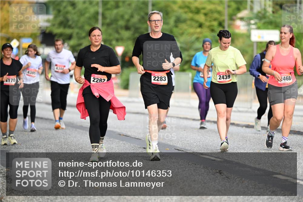 06.09.2026 - CURREX Alsterlauf Dr. Thomas Lammeyer http://msf.ph/oto/10146353 06.09.2026 10:21:20 Laufen 170, 4385, 2282, 2283, 2439, 468 meine-sportfotos.de