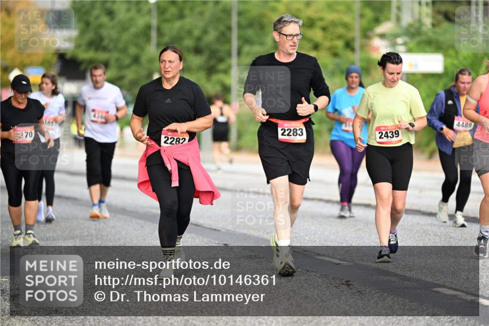 06.09.2026 - CURREX Alsterlauf Dr. Thomas Lammeyer http://msf.ph/oto/10146361 06.09.2026 10:21:21 Laufen 70, 2282, 2283, 2439, 4489 meine-sportfotos.de