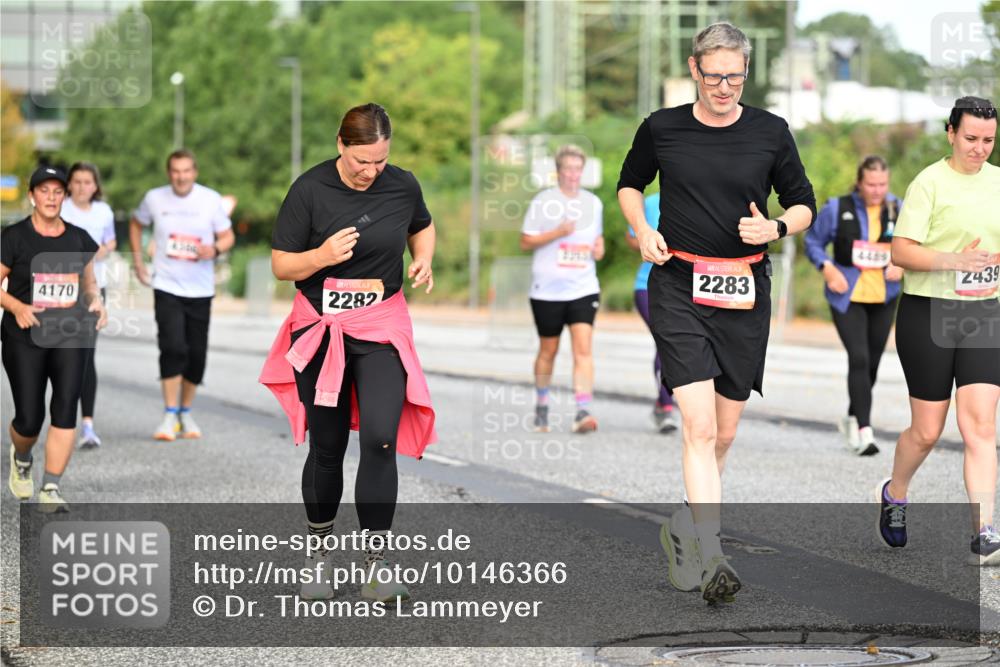 06.09.2026 - CURREX Alsterlauf Dr. Thomas Lammeyer http://msf.ph/oto/10146366 06.09.2026 10:21:24 Laufen 2283, 4489, 439, 4170, 2282 meine-sportfotos.de