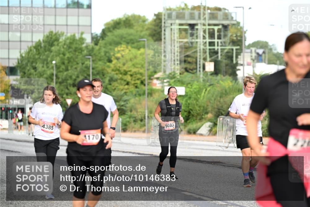 06.09.2026 - CURREX Alsterlauf Dr. Thomas Lammeyer http://msf.ph/oto/10146383 06.09.2026 10:21:27 Laufen 4385, 1170, 5083 meine-sportfotos.de