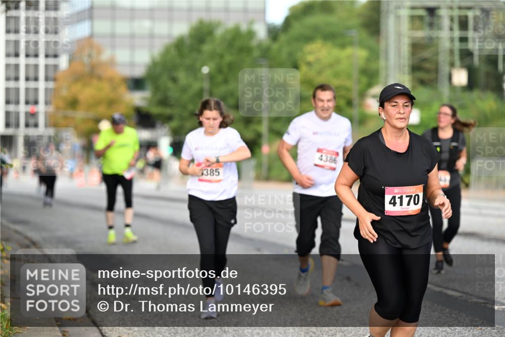 06.09.2026 - CURREX Alsterlauf Dr. Thomas Lammeyer http://msf.ph/oto/10146395 06.09.2026 10:21:28 Laufen 385, 4386, 4170 meine-sportfotos.de