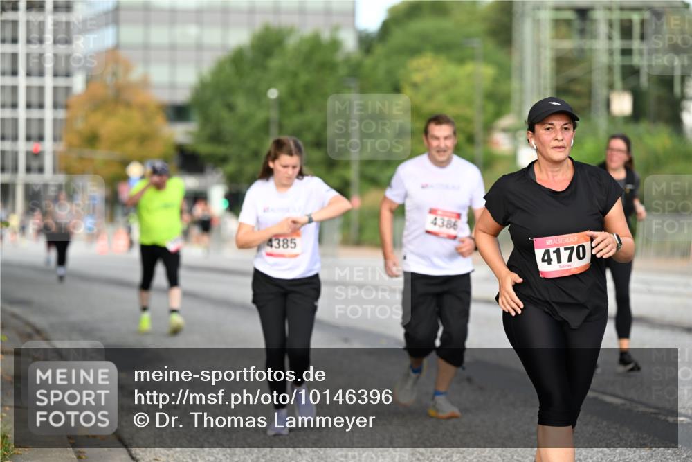 06.09.2026 - CURREX Alsterlauf Dr. Thomas Lammeyer http://msf.ph/oto/10146396 06.09.2026 10:21:28 Laufen 4385, 4386, 4170 meine-sportfotos.de