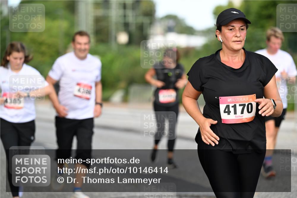 06.09.2026 - CURREX Alsterlauf Dr. Thomas Lammeyer http://msf.ph/oto/10146414 06.09.2026 10:21:30 Laufen 4385, 4170 meine-sportfotos.de