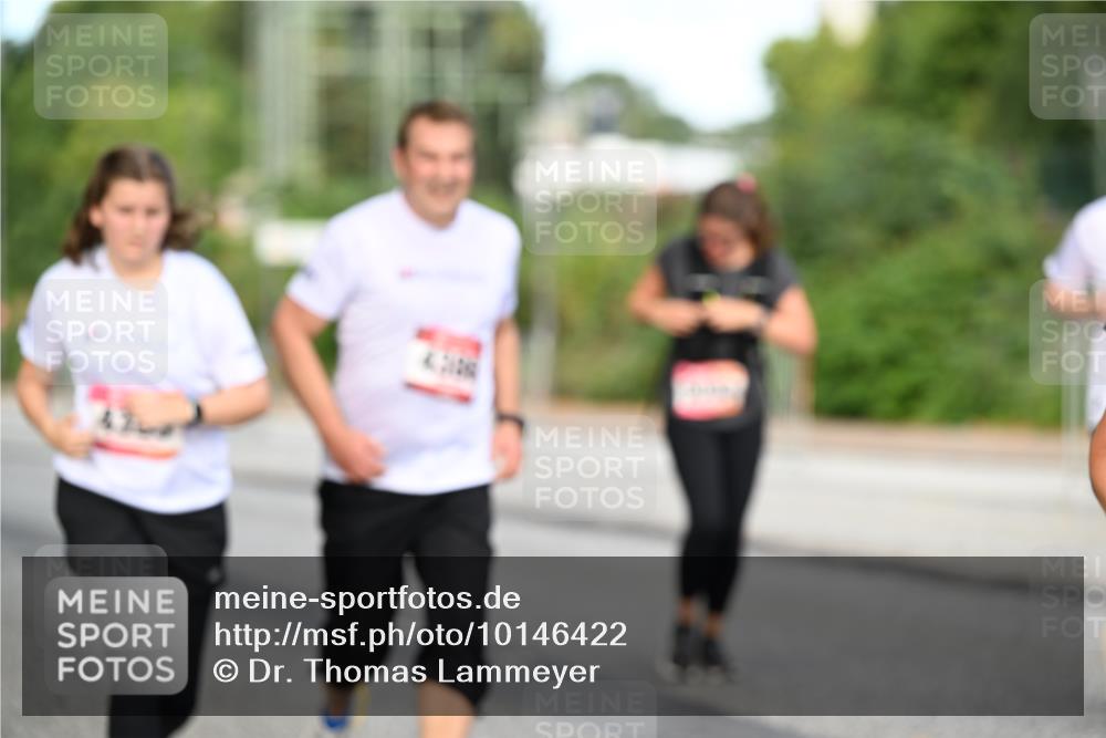 06.09.2026 - CURREX Alsterlauf Dr. Thomas Lammeyer http://msf.ph/oto/10146422 06.09.2026 10:21:30 Laufen  meine-sportfotos.de
