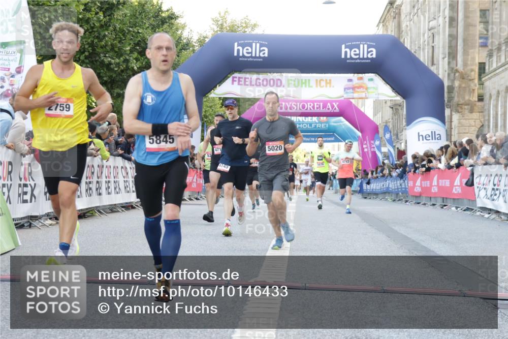 06.09.2026 - CURREX Alsterlauf Yannick Fuchs http://msf.ph/oto/10146433 06.09.2026 09:47:54 Ziel 2759, 4145, 4718, 5020, 5219, 5704, 5845, 6228, 6262 meine-sportfotos.de