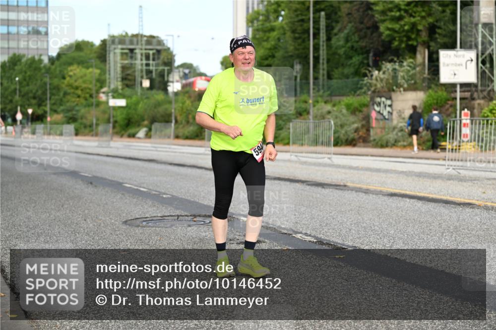 06.09.2026 - CURREX Alsterlauf Dr. Thomas Lammeyer http://msf.ph/oto/10146452 06.09.2026 10:21:37 Laufen 594 meine-sportfotos.de