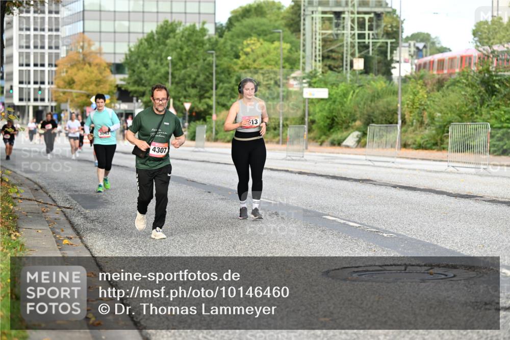 06.09.2026 - CURREX Alsterlauf Dr. Thomas Lammeyer http://msf.ph/oto/10146460 06.09.2026 10:21:45 Laufen 3043, 4307, 13 meine-sportfotos.de