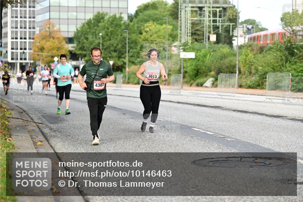 06.09.2026 - CURREX Alsterlauf Dr. Thomas Lammeyer http://msf.ph/oto/10146463 06.09.2026 10:21:45 Laufen 043, 4307, 3013 meine-sportfotos.de