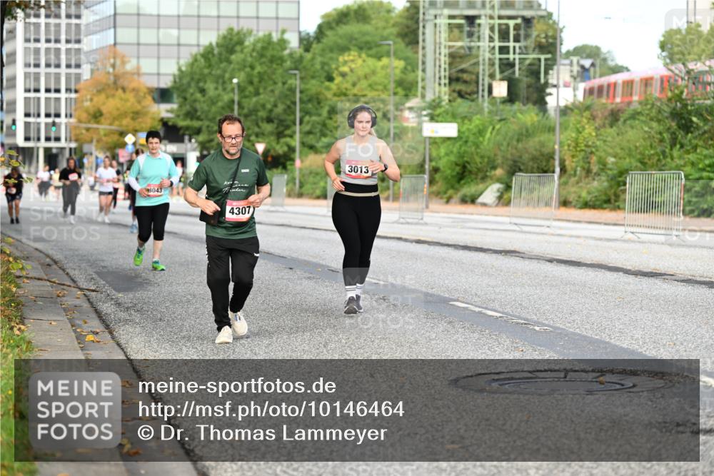 06.09.2026 - CURREX Alsterlauf Dr. Thomas Lammeyer http://msf.ph/oto/10146464 06.09.2026 10:21:45 Laufen 8043, 4307, 3013 meine-sportfotos.de