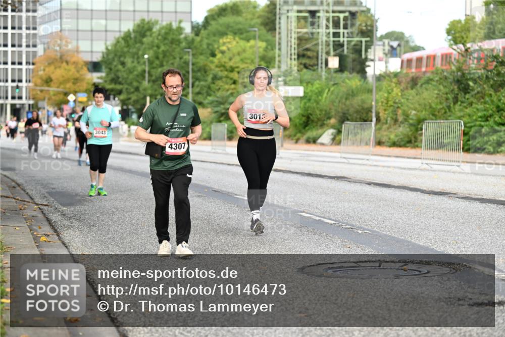 06.09.2026 - CURREX Alsterlauf Dr. Thomas Lammeyer http://msf.ph/oto/10146473 06.09.2026 10:21:46 Laufen 3043, 4307, 3012 meine-sportfotos.de