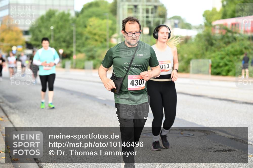 06.09.2026 - CURREX Alsterlauf Dr. Thomas Lammeyer http://msf.ph/oto/10146496 06.09.2026 10:21:48 Laufen 4307, 013 meine-sportfotos.de