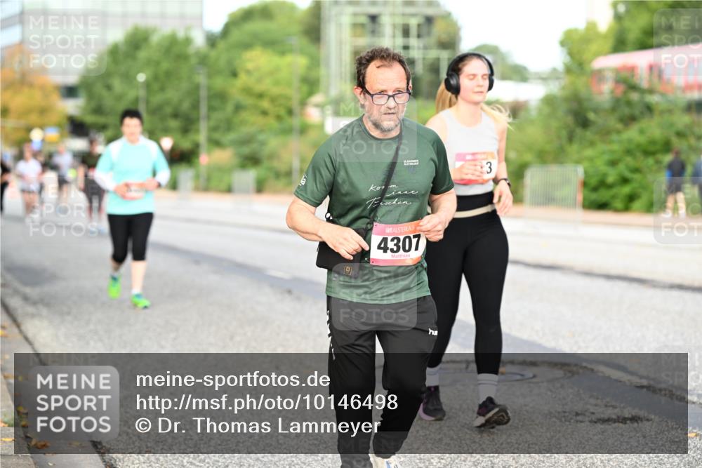 06.09.2026 - CURREX Alsterlauf Dr. Thomas Lammeyer http://msf.ph/oto/10146498 06.09.2026 10:21:48 Laufen 4307, 3 meine-sportfotos.de