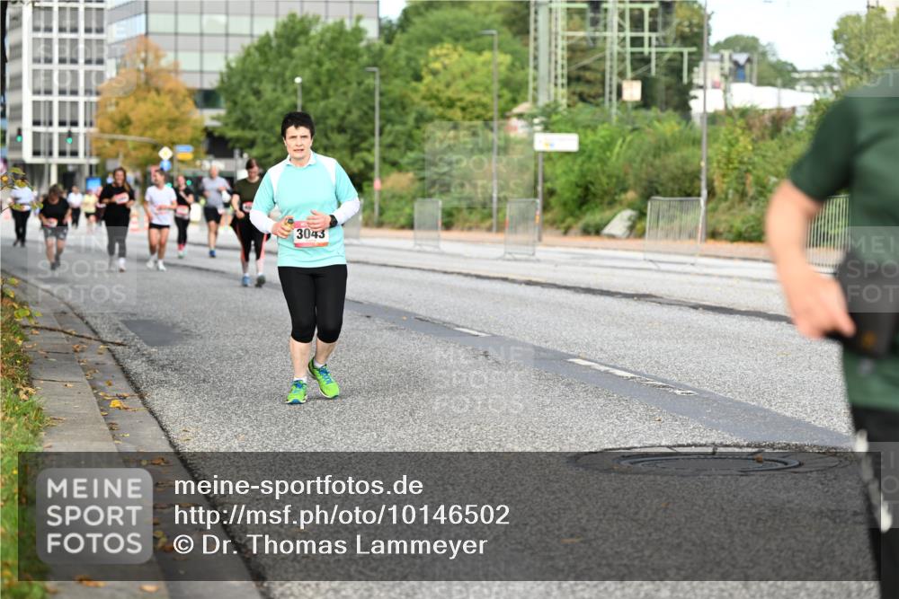 06.09.2026 - CURREX Alsterlauf Dr. Thomas Lammeyer http://msf.ph/oto/10146502 06.09.2026 10:21:50 Laufen 3043 meine-sportfotos.de