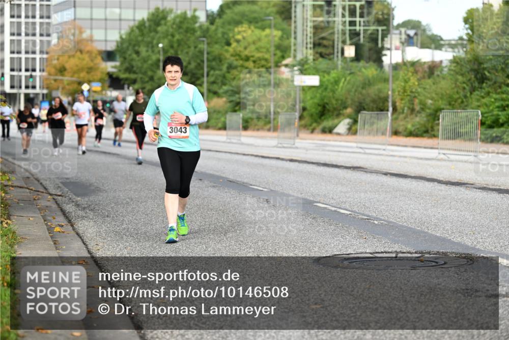 06.09.2026 - CURREX Alsterlauf Dr. Thomas Lammeyer http://msf.ph/oto/10146508 06.09.2026 10:21:50 Laufen 3043 meine-sportfotos.de