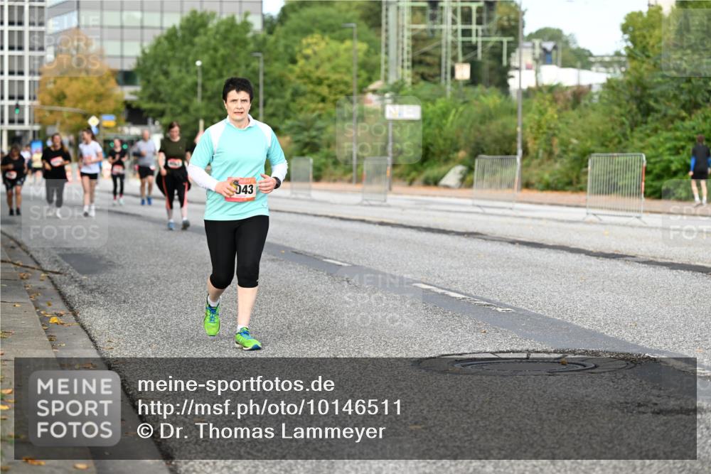 06.09.2026 - CURREX Alsterlauf Dr. Thomas Lammeyer http://msf.ph/oto/10146511 06.09.2026 10:21:50 Laufen 043 meine-sportfotos.de