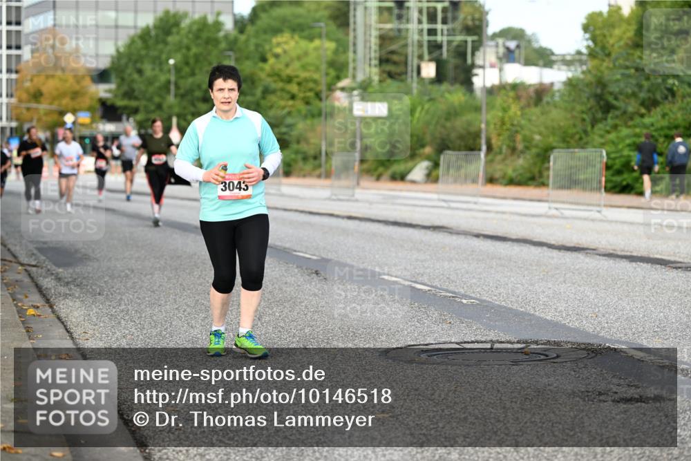 06.09.2026 - CURREX Alsterlauf Dr. Thomas Lammeyer http://msf.ph/oto/10146518 06.09.2026 10:21:51 Laufen 3045 meine-sportfotos.de