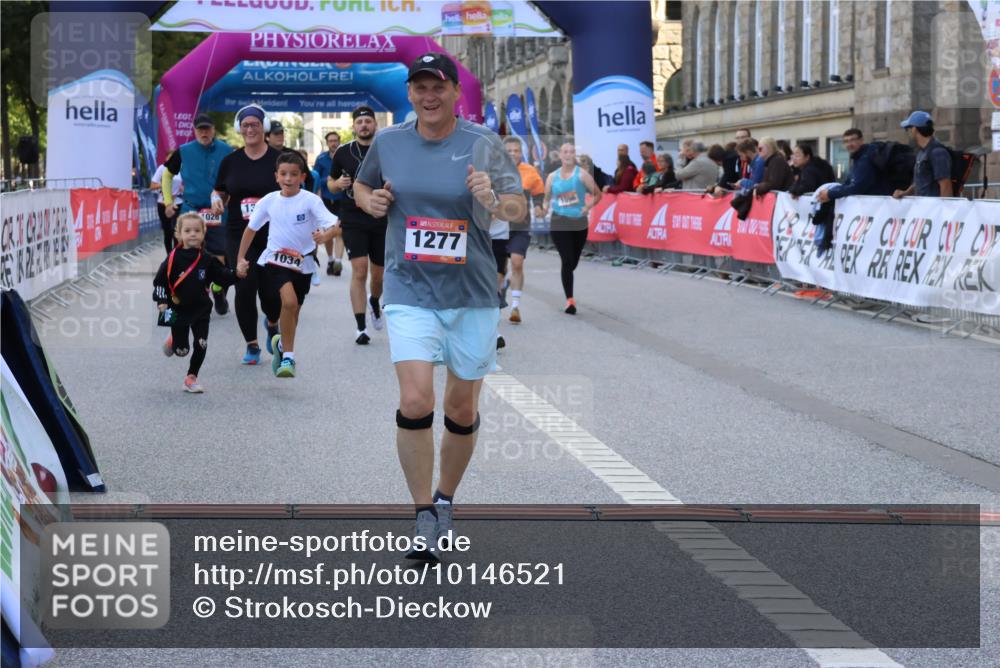 06.09.2026 - CURREX Alsterlauf Strokosch-Dieckow http://msf.ph/oto/10146521 06.09.2026 11:53:17 Ziel 1034, 1096, 1114, 1115, 1202, 1317, 1329, 8048 meine-sportfotos.de