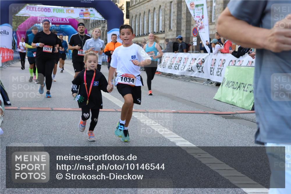 06.09.2026 - CURREX Alsterlauf Strokosch-Dieckow http://msf.ph/oto/10146544 06.09.2026 11:53:20 Ziel 1026, 1034, 1095, 1096, 1114, 1115, 1130, 1317, 1329, 8048 meine-sportfotos.de