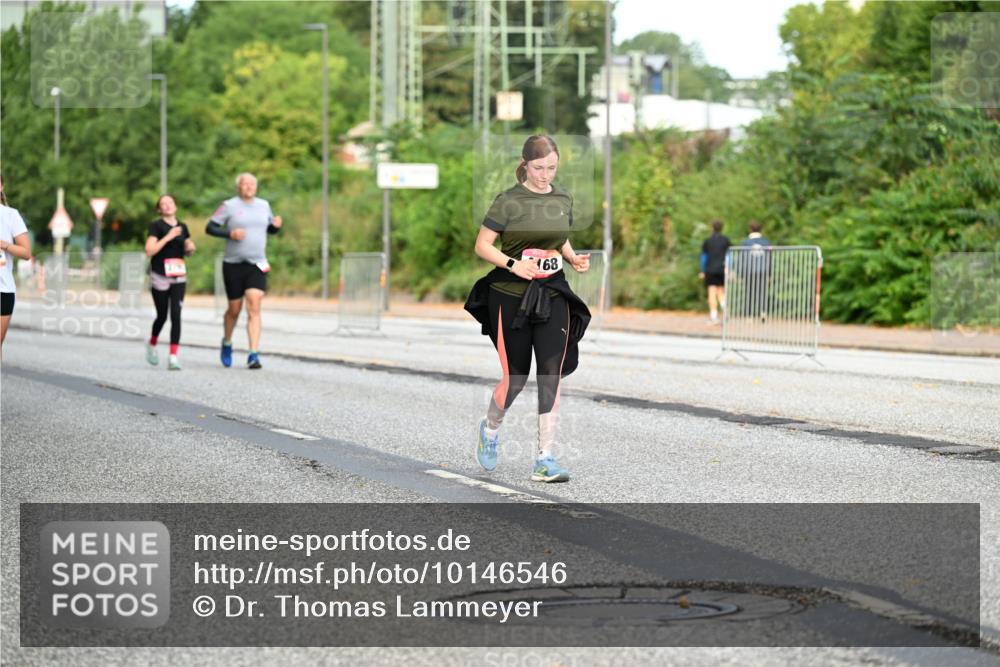 06.09.2026 - CURREX Alsterlauf Dr. Thomas Lammeyer http://msf.ph/oto/10146546 06.09.2026 10:21:58 Laufen 168 meine-sportfotos.de