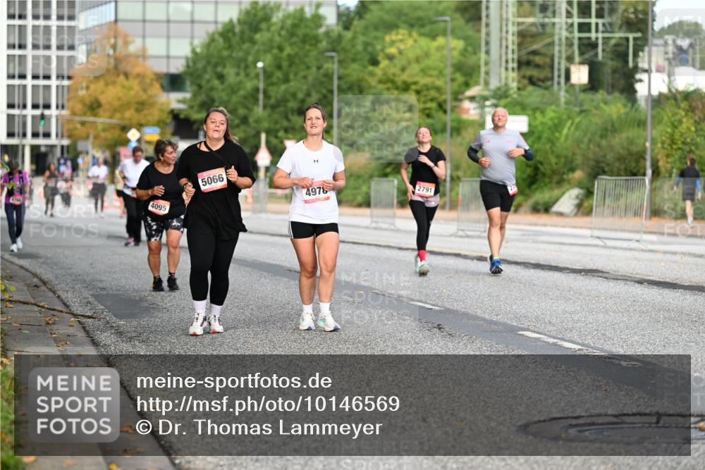06.09.2026 - CURREX Alsterlauf Dr. Thomas Lammeyer http://msf.ph/oto/10146569 06.09.2026 10:22:01 Laufen 4095, 5066, 4978, 2791 meine-sportfotos.de
