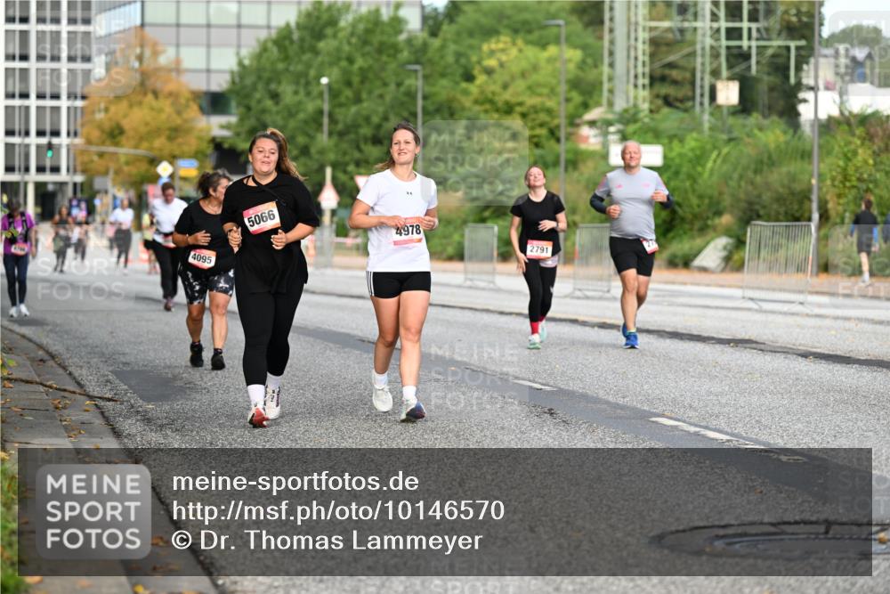 06.09.2026 - CURREX Alsterlauf Dr. Thomas Lammeyer http://msf.ph/oto/10146570 06.09.2026 10:22:01 Laufen 4095, 5066, 4978, 2791 meine-sportfotos.de
