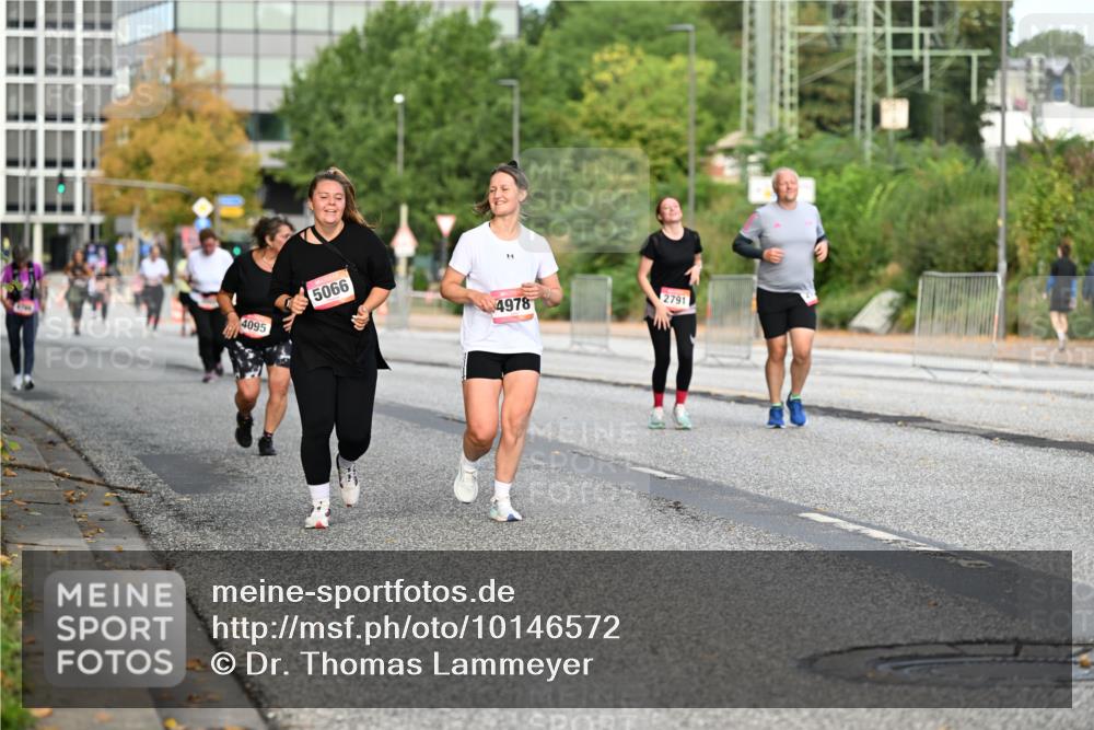 06.09.2026 - CURREX Alsterlauf Dr. Thomas Lammeyer http://msf.ph/oto/10146572 06.09.2026 10:22:01 Laufen 4095, 5066, 4978, 2791 meine-sportfotos.de