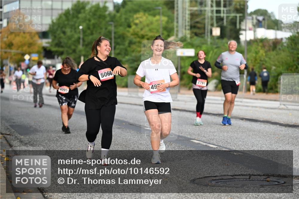 06.09.2026 - CURREX Alsterlauf Dr. Thomas Lammeyer http://msf.ph/oto/10146592 06.09.2026 10:22:03 Laufen 4095, 5066, 14, 495, 2791 meine-sportfotos.de