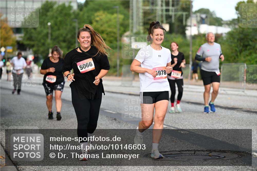 06.09.2026 - CURREX Alsterlauf Dr. Thomas Lammeyer http://msf.ph/oto/10146603 06.09.2026 10:22:04 Laufen 1095, 5066, 978, 2791 meine-sportfotos.de