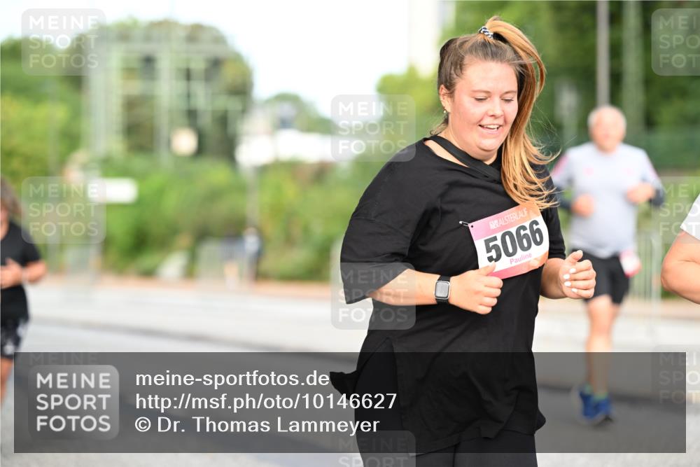06.09.2026 - CURREX Alsterlauf Dr. Thomas Lammeyer http://msf.ph/oto/10146627 06.09.2026 10:22:07 Laufen 5066 meine-sportfotos.de