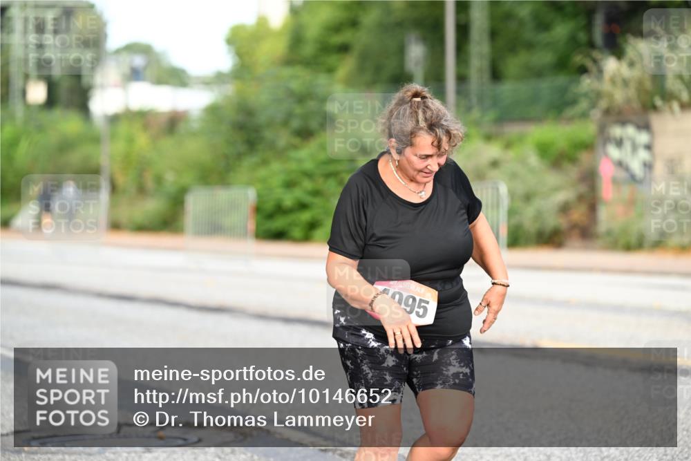 06.09.2026 - CURREX Alsterlauf Dr. Thomas Lammeyer http://msf.ph/oto/10146652 06.09.2026 10:22:10 Laufen 1995 meine-sportfotos.de