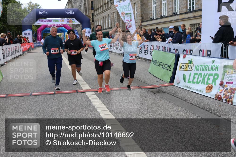 06.09.2026 - CURREX Alsterlauf Strokosch-Dieckow http://msf.ph/oto/10146692 06.09.2026 10:22:08 Ziel 2362, 2422, 2481, 2612, 2613, 3427, 3474, 3707, 3983, 4118, 4260, 4261, 4485, 4486, 5149, 5431, 5442, 5897 meine-sportfotos.de