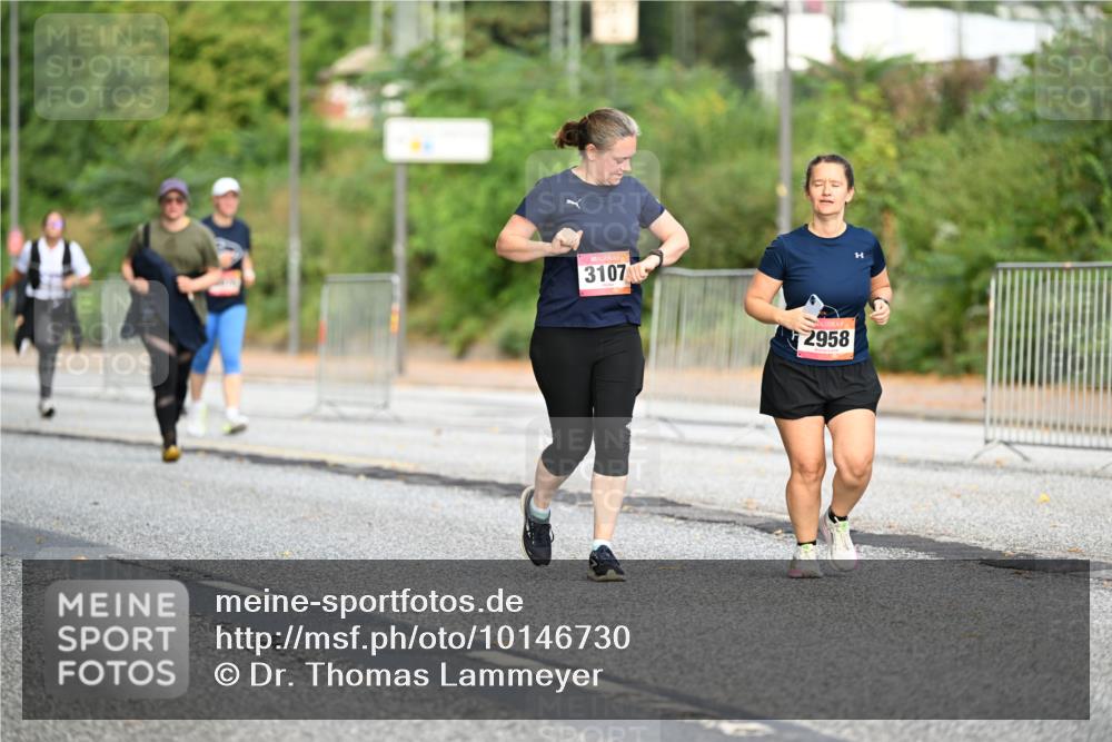 06.09.2026 - CURREX Alsterlauf Dr. Thomas Lammeyer http://msf.ph/oto/10146730 06.09.2026 10:22:42 Laufen 3107, 2958 meine-sportfotos.de