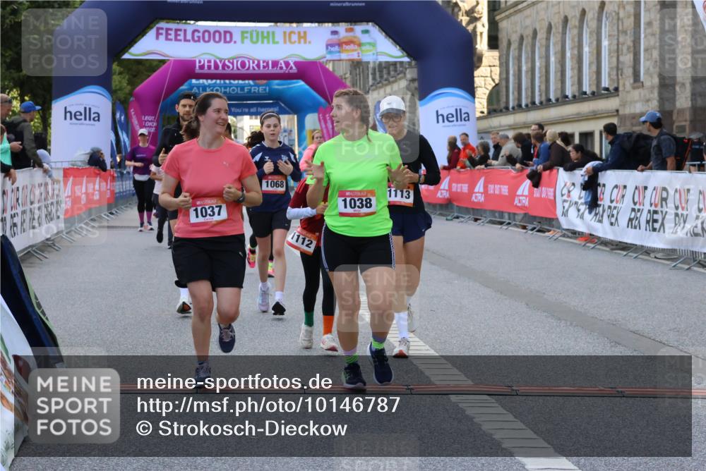 06.09.2026 - CURREX Alsterlauf Strokosch-Dieckow http://msf.ph/oto/10146787 06.09.2026 11:53:49 Ziel 1037, 1038, 1057, 1068, 1069, 1081, 1111, 1124, 1213 meine-sportfotos.de