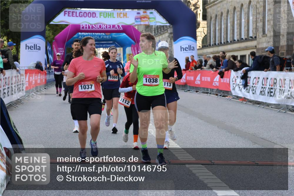 06.09.2026 - CURREX Alsterlauf Strokosch-Dieckow http://msf.ph/oto/10146795 06.09.2026 11:53:49 Ziel 1037, 1038, 1057, 1068, 1069, 1081, 1111, 1124, 1213 meine-sportfotos.de