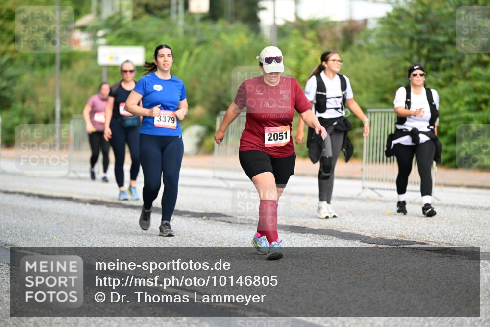 06.09.2026 - CURREX Alsterlauf Dr. Thomas Lammeyer http://msf.ph/oto/10146805 06.09.2026 10:22:55 Laufen 3379, 19, 2051 meine-sportfotos.de
