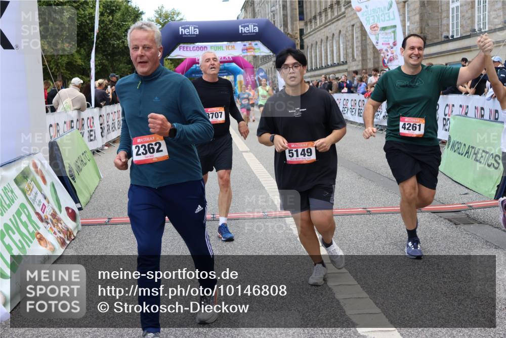 06.09.2026 - CURREX Alsterlauf Strokosch-Dieckow http://msf.ph/oto/10146808 06.09.2026 10:22:09 Ziel 2362, 2422, 2481, 2612, 2613, 3427, 3474, 3707, 4118, 4260, 4261, 4485, 4486, 5149, 5431, 5897 meine-sportfotos.de